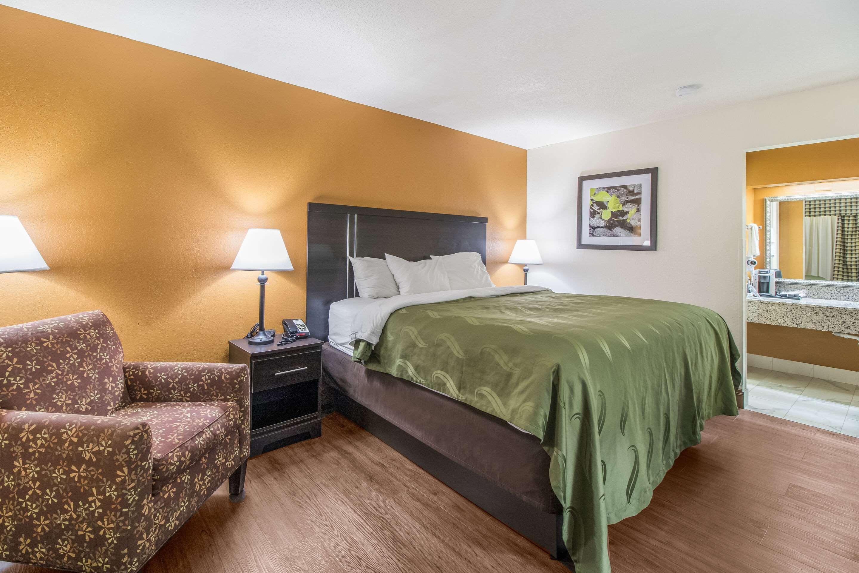Quality Inn & Suites Corinth West Kültér fotó