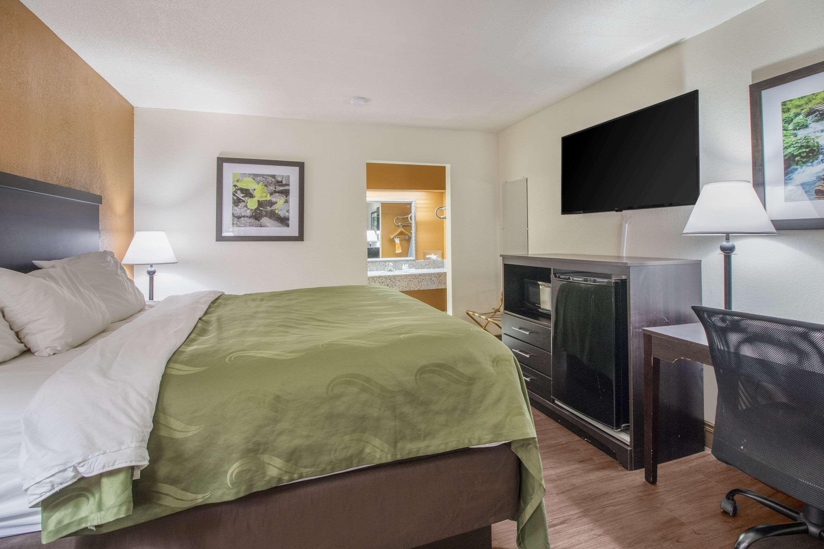 Quality Inn & Suites Corinth West Kültér fotó