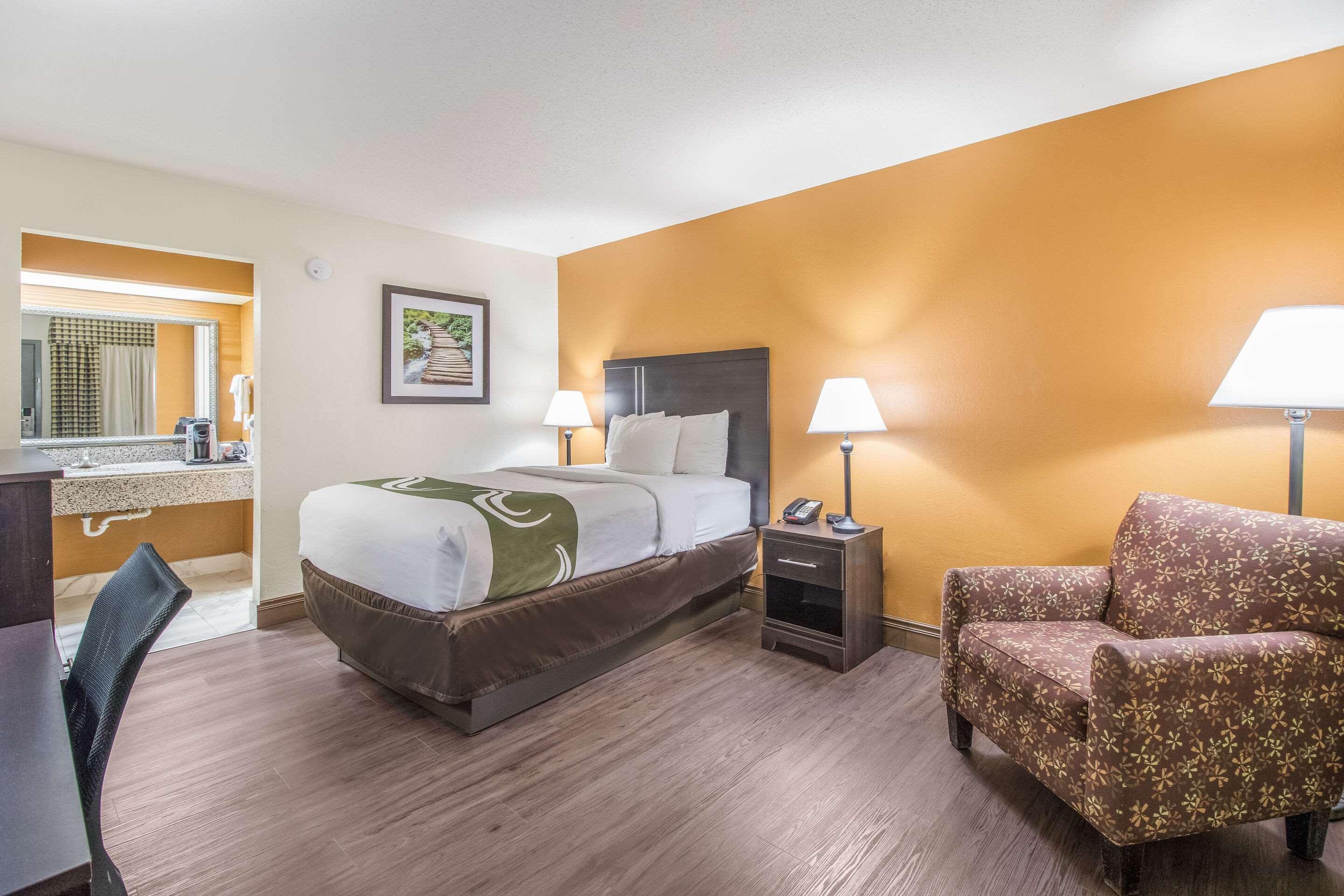 Quality Inn & Suites Corinth West Kültér fotó