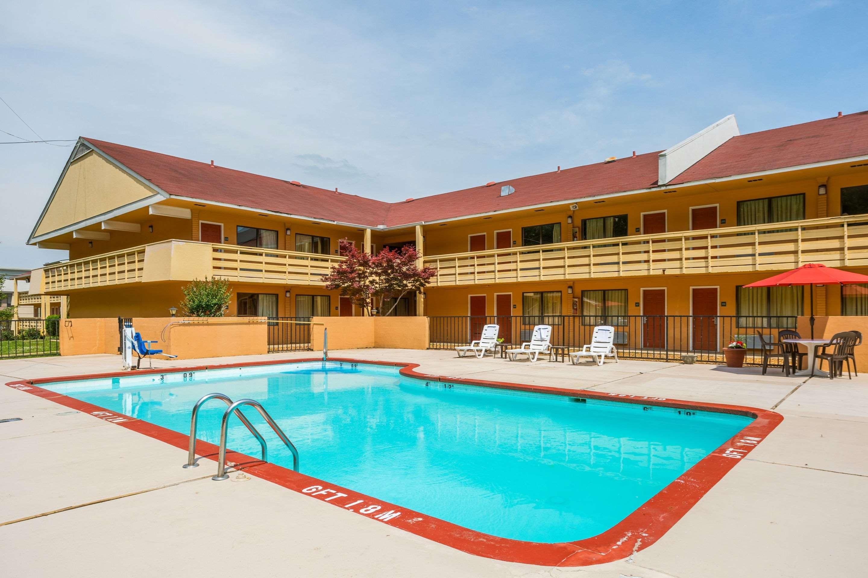 Quality Inn & Suites Corinth West Kültér fotó