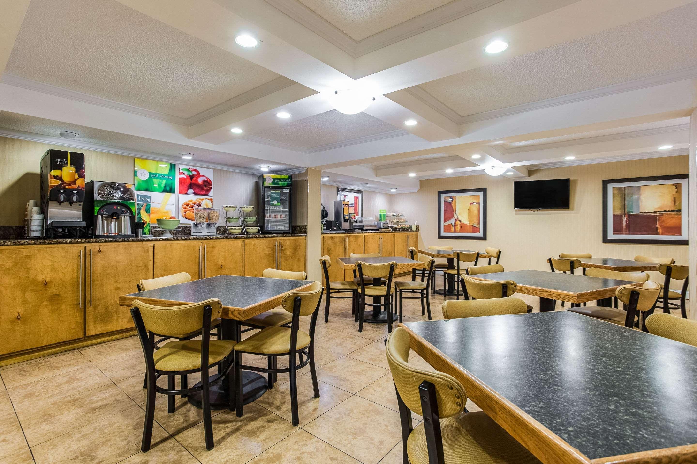 Quality Inn & Suites Corinth West Kültér fotó