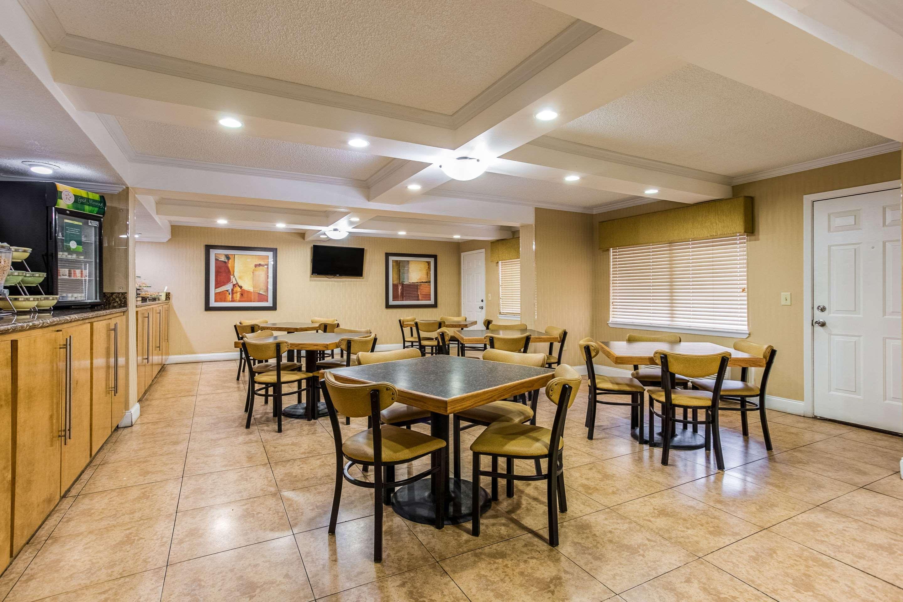 Quality Inn & Suites Corinth West Kültér fotó